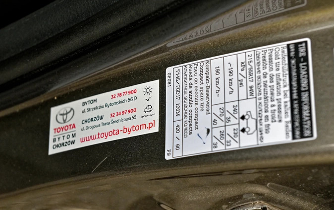 Toyota Verso cena 74500 przebieg: 107408, rok produkcji 2016 z Zawiercie małe 781